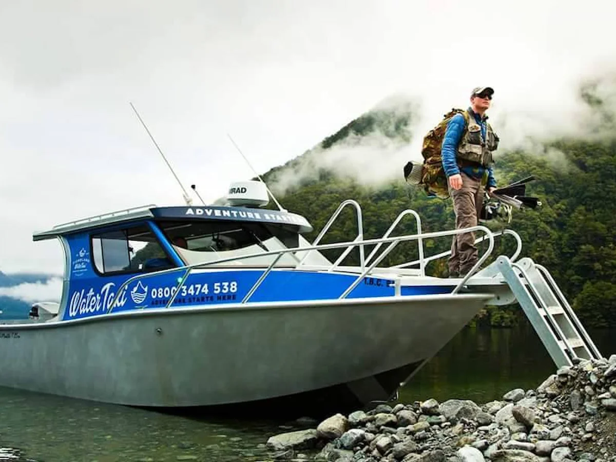 Fishing transport on Lake Te Anau with Fiordland Outdoors